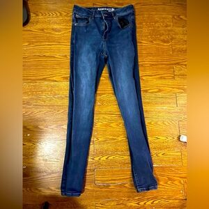 Women’s Roebuck & Co Skinny Jeans
